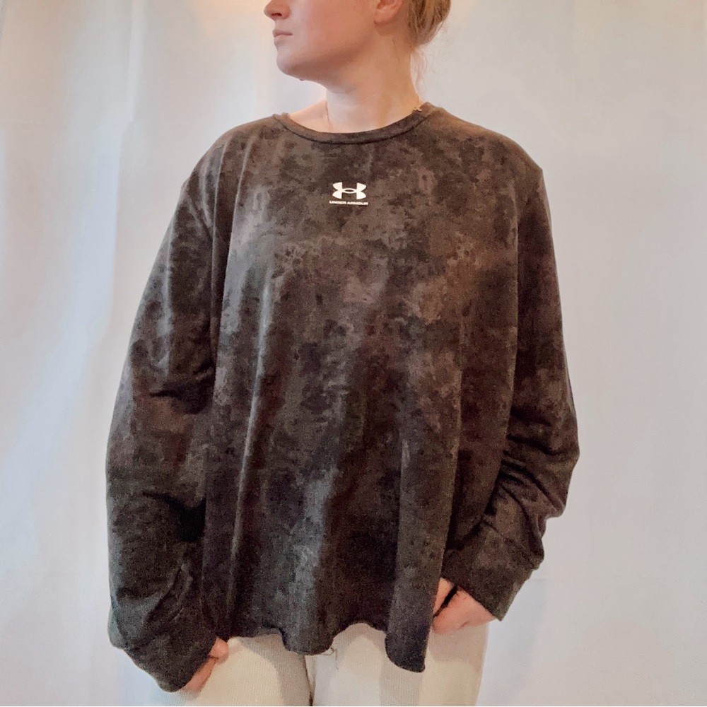 Under Armour Sweatshirt